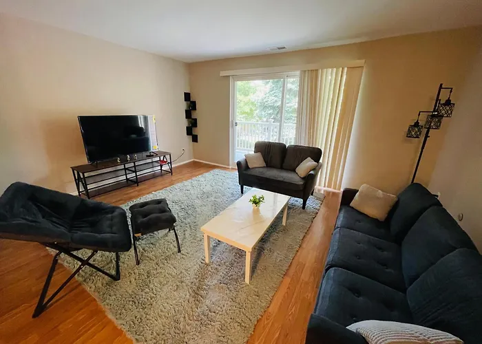 Amazing 2Br 2B Condo In Elkins Park